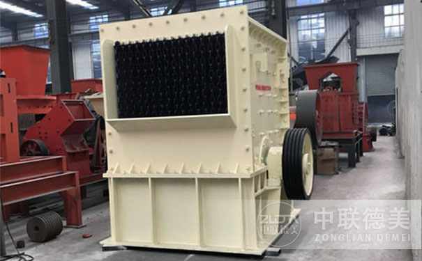 立式板錘制砂機廠家哪個好？
